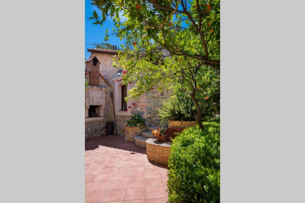 Marigoula House Villa Pombia Bagian luar foto