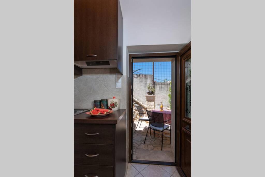 Marigoula House Villa Pombia Bagian luar foto