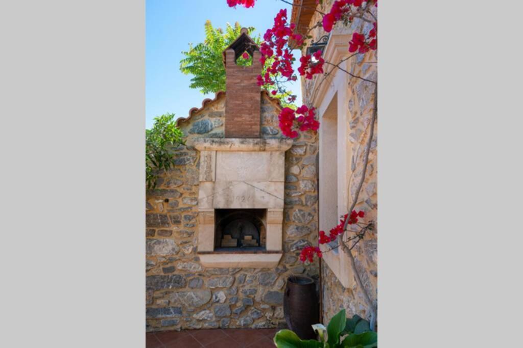 Marigoula House Villa Pombia Bagian luar foto